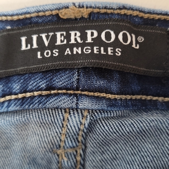 Liverpoole The Girlfriend Slim-Fit Mid-Rise Jeans - Size 4/27 - Picture 9 of 15